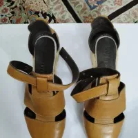کفش روزمره
