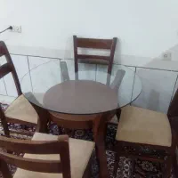 میز غذاخوری