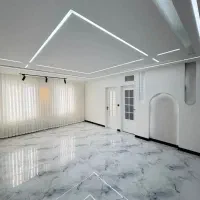 81-متر-دوخواب-بازساری-سالن-پرده-خور-املاک-آکو