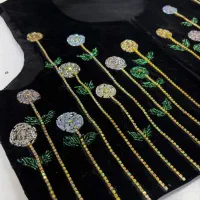 جلیقه کوردی|لباس|سلماس, |دیوار