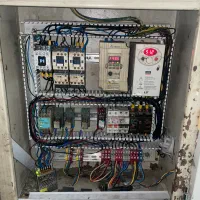 خدمات برق صنعتی اینورتر plc تعمیرعیب یابی دستگاه