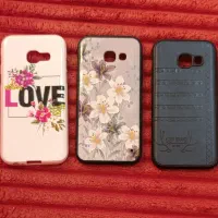 تعدادی قاب گوشی