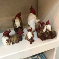 مجسمه های شش کوتوله