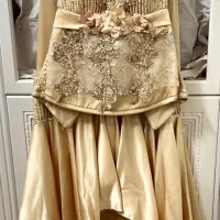 لباس مجلسی|لباس|کاشان, حسن آباد|دیوار