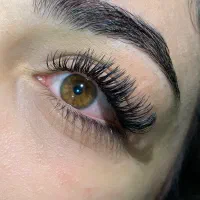 مدل برای مژه اسپایکی