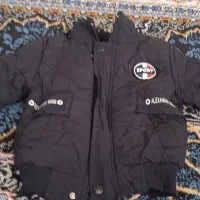 مقداری لباس بچگانه دخترانه مجلسی