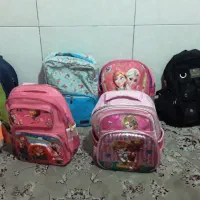 تعداد زیادی کیف در محدوده بلوار طبرسی|کیف، کفش، کمربند|ملکآباد, |دیوار