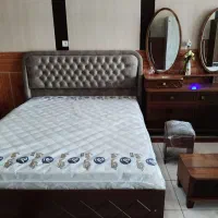 فقط میز آرایش