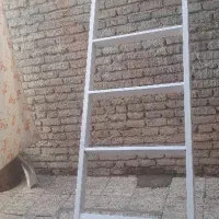 نردبان آهنی