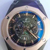 ساعت هابلوت نو|ساعت|مشهد, سرافرازان|دیوار