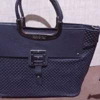 کیف|کیف، کفش، کمربند|سلماس, |دیوار