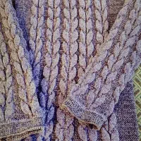 سلام. یک لباس گرم