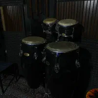 تومبا حرفه ایی|درام و پرکاشن|شاهین‌شهر, فردوسی|دیوار