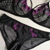 فروش لباس زیرزنانه