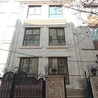 مستغلات موقعیت اداری و مسکونی ۲۴۰ متر در ۴ طبقه|فروش دفتر کار، اتاق اداری، مطب|تهران, امیرآباد|دیوار
