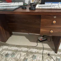 میز تحریر و میز کامپیوتر