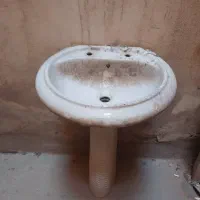 روشویی با یه پایه اضافی ظاهر باطن همینه