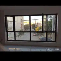 تعمیر درب پنجره دوجداره شکستن شیشه تعویض لولا و
