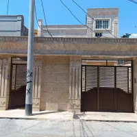 خانه حیاط دار ، خیابان سلامت ، همکف و زیرزمین