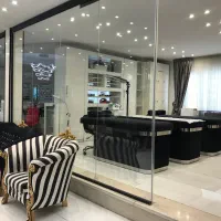 استخدام نیروی نظافت خانم در سالن زیبایی