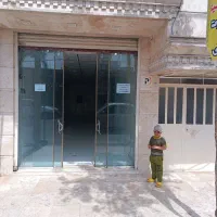 مغازه ۸۰ متری بحر خیابان  نو تازه ساخت سرامیک شده