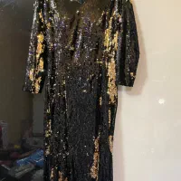 لباس دست دو یکبار پوشیده شده نو نو