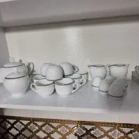 سرویس چینی ۱۸ نفره زرین|ظروف سرو و پذیرایی|شیراز, شهرک ترکان|دیوار
