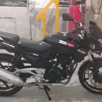 پالس 200 باجاج