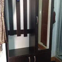رخکن و جاکفشی آینه دار کاملا سالم ودرحدنو