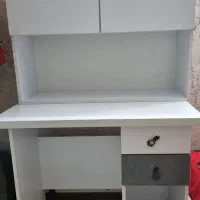 کتابخانه میز مطالعه و صندلی چرخدار