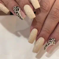 کاشت ناخن|خدمات آرایشگری و زیبایی|ماهدشت, |دیوار