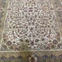 فرش ۴ متری طرح گل ریز برجسته