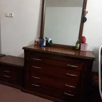 تختخواب. کمد .آینه با میز. دراور ۴ کشویی|تخت و سرویس خواب|فردیس, منظریه|دیوار