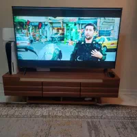 میز تلویزیون در حد نو