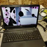 خریدار لپ تاپ معیوب و شکسته