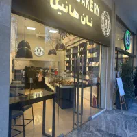 مغازه ۱۵ متری مترو شریعتی بسیار پر تردد