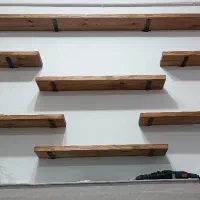 چوب روس ، الوار روسی ، شلف چوبی رگال (طراحی و نصب)|کتابخانه، شلف، قفسه‌های دیواری|پیرانشهر, |دیوار