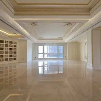 آپارتمان-نقلی-آپادانا-دوم-حیاط-اختصاصی