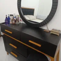 میزآرایش، پاتختی