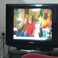 تلوزیون ۲۱ اینچ