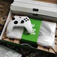 xbox series s ظرفیت ۵۱۲ گیگابایت کاملا سالم