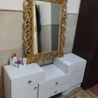 میزآرایش|تخت و سرویس خواب|قم, آزادگان|دیوار