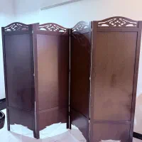 استند چوبی در حد نو