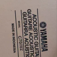 گیتار یاماها c70|گیتار، بیس، امپلیفایر|جلفا, |دیوار