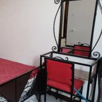 تخت و کنسول