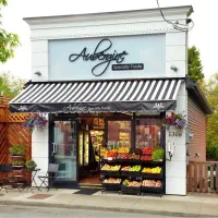 مغازه ۴۵ متری حاشیه معلم / آقای تجاری / مسکن الهی