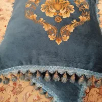 دو عدد کوسن بسیار زیبا و درباری