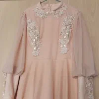 لباس مجلسی سایز ۴۴  فری سایز ولی لباس مجلسی ساتن