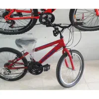 دوچرخه‌ای با بدنه فولادی و تایر خارجی ۲.۳۵/*