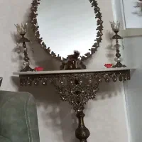 آیینه و شمعدان برنجی